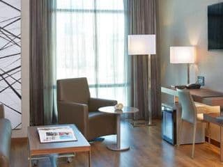 AC Hotel by Marriott Atlanta Buckhead at Phipps Plaza photo 4