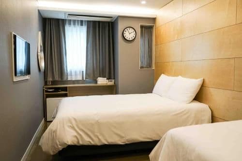 HOTEL DADA INSADONG