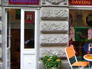 Modern Apartment in Berlin near Lake and City Centre photo 1