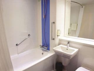 Travelodge London Richmond Central photo 4