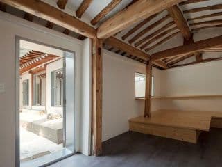 Hanok Residence Hotel Side photo 2