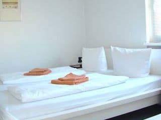 Rooms & Apartment near Zoologischen Garten photo 3