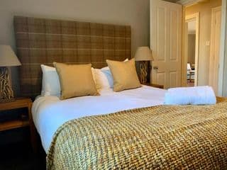 Accommodation Windsor Ltd - Lord Raglan House photo 4