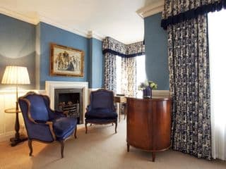 The Capital Hotel, Apartments & Townhouse photo 4