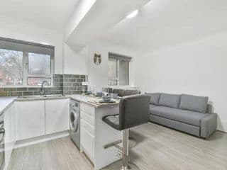 Sachin's 2 Bedrooms Apartment photo 2