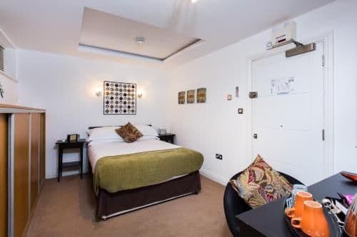 The Pods at Nell Gwynn
