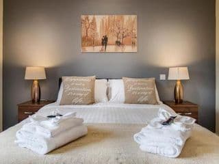 Mica Point City Centre Apartment photo 4
