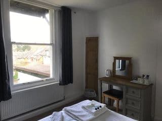 Old Farm Hotel photo 3