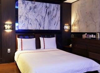 Signature Hotel photo 3