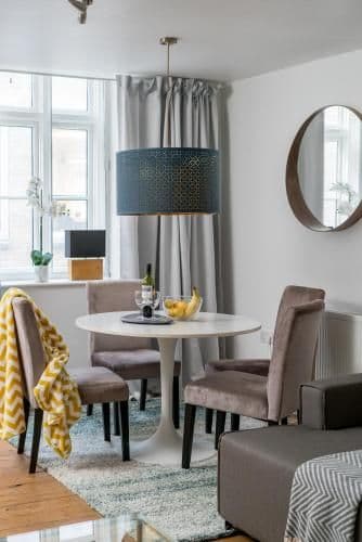 Square Mile Residences