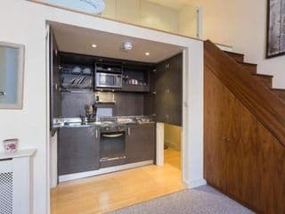 Modern 1 bed Flat in Knightsbridge photo 4