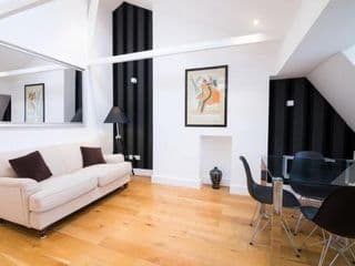Contemporary 1 Bed Flat in Fulham Near The Thames photo 1