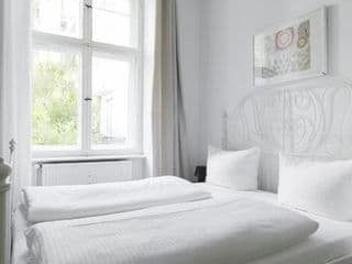 Apartment Berlin Kaiser-Friedrich-Straße photo 1