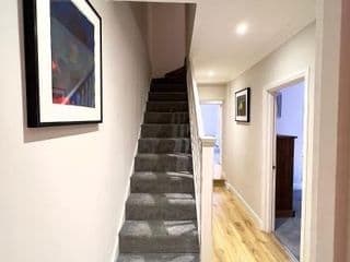 Luxury Two Bedroom Apartment in Westminster photo 4
