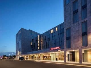 Hampton by Hilton London Stansted Airport photo 4