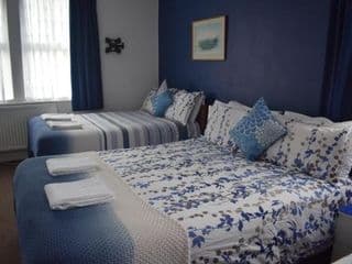 Gatwick Castle B&B photo 4