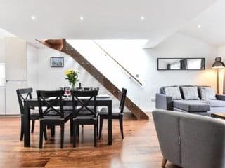 Central Apartments photo 1