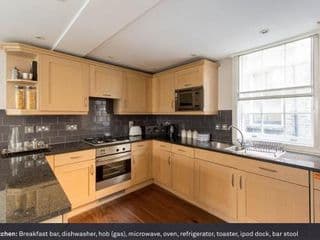 Heart of Mayfair - Stunning Apartment photo 4