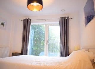 1 Bedroom Apartment in Mile End photo 3