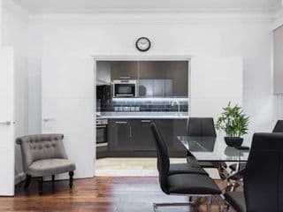Fleet Street Apartment 3 photo 1