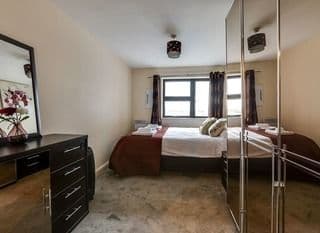 1 BED With Parking and Terrace photo 3