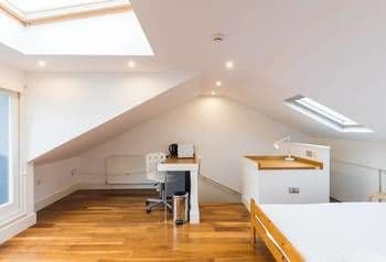3BR Apartment in Great Swiss Cottage Location