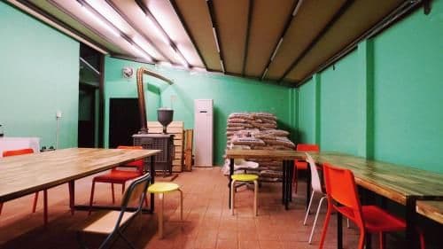 Capsule Hotel Majung