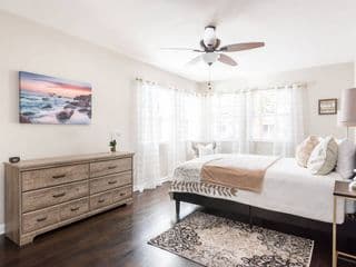 Stylish OneBedroom in Popular Virginia Highland photo 4