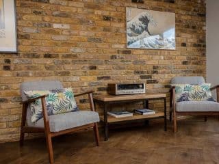 5 Bedroom House in East London photo 3