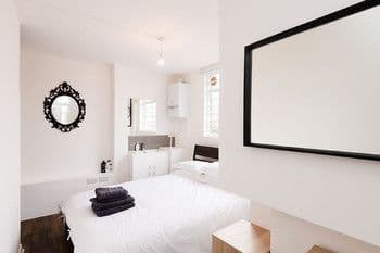 Spectacular Penthouse Ideally Located in the HEART of the West End Oxf