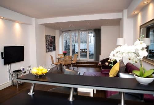 Apt 1, Trafalgar Square (1st Floor)