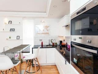 Italianflat - Stamford Bridge photo 2