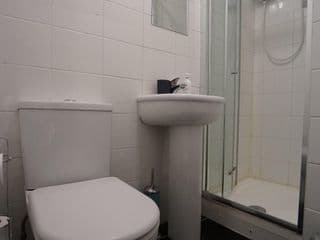 London Queens Apartments photo 1