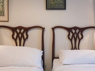A Place Like Home - Elegant Apartment near Green Park photo 1