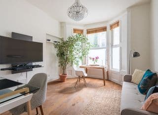 Charming Maida Vale Home by Little Venice photo 1