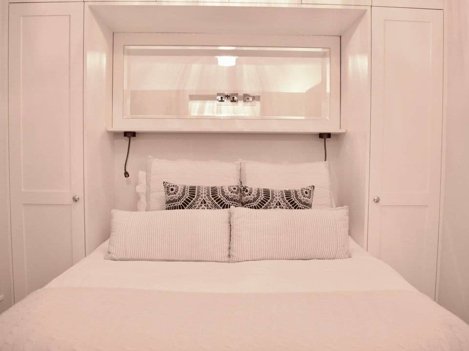 1 Bedroom Property Just 5 Minutes from Hyde Park