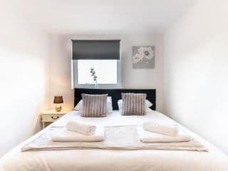 2-bedroom apartment Mill Court, Harlow photo 1