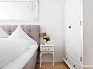 SC 2 Cozy Family & Business Flair welcomes you - Rockchair Apartments photo 4