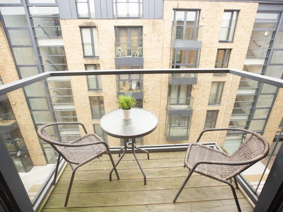 Spacious 1 Bed Apartment Birmingham City Centre