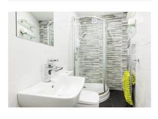 treetops flat3 Hall Green B28 photo 2