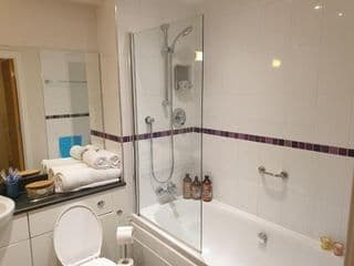 Birmingham Amethyst, 3 bedroom Apartment photo 3