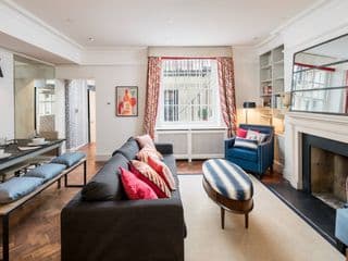Charming 1BR flat with patio in the Heart of Pimlico photo 2
