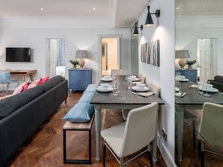 Charming 1BR flat with patio in the Heart of Pimlico photo 4