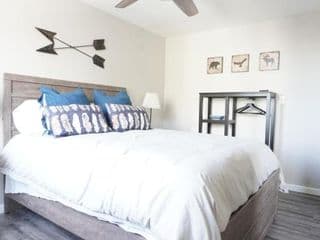 Welcoming Barn, 2 BEDROOM & 1 Bath & Parking photo 2