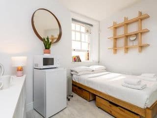 Beautiful pied-a-terre to explore London photo 1