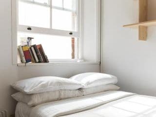 Beautiful pied-a-terre to explore London photo 4