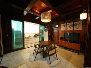 Stitches House photo 4