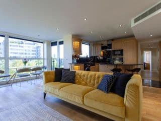Thames View Apartment, Imperial Wharf photo 1