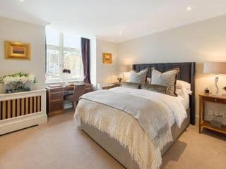 Grand Ambassadorial Duplex Apartment Hyde Park photo 4