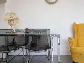 3 bedroom Luxury Apartment in Canary Wharf photo 4